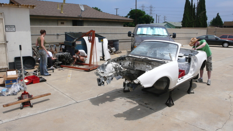 Illustration for article titled Eyesore Racing's Ghettocharged Miata Fears No Turbocharged Peugeot Surrender Monkeys!